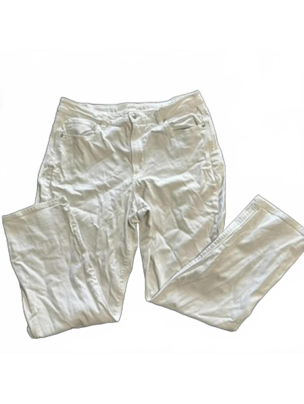 American Eagle White Mom Jeans